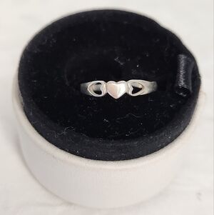 Silver Cutout Hearts Ring